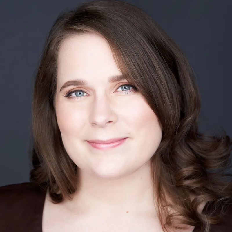 Carole House headshot
