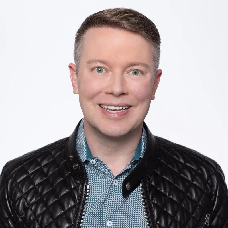 Curtis Sparrer headshot