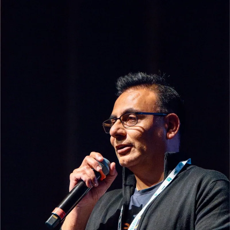 Humayun Sheikh headshot