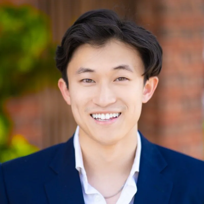 Jason Zhao headshot
