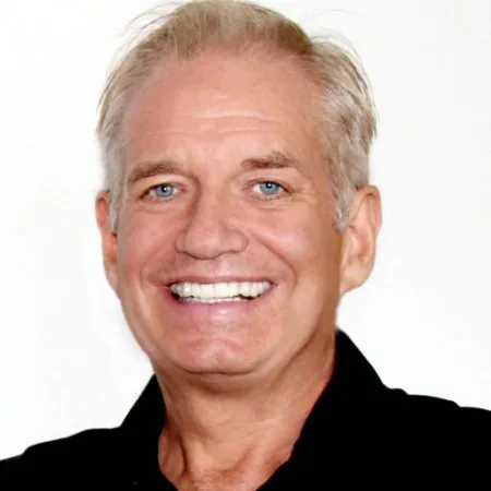 Mark Kollar headshot
