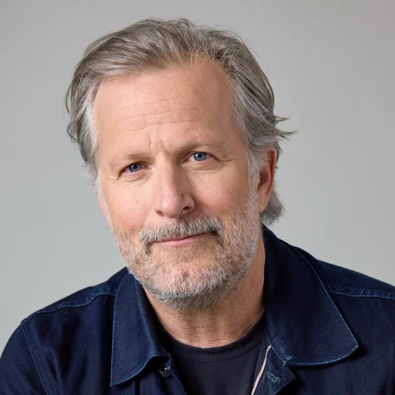 Robert Capps headshot