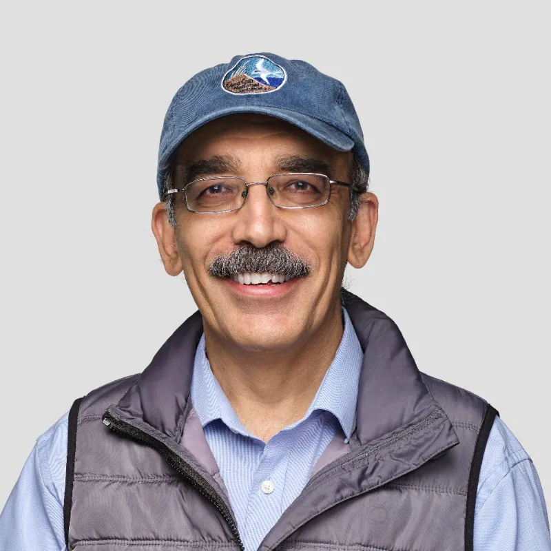 Dr. Ruchir Puri headshot