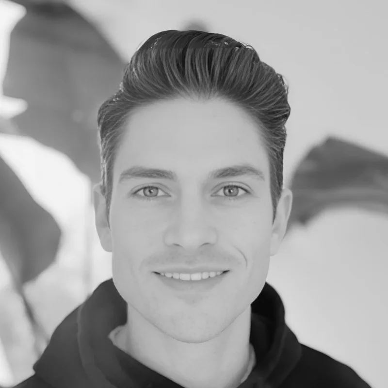 Shane Robinson headshot