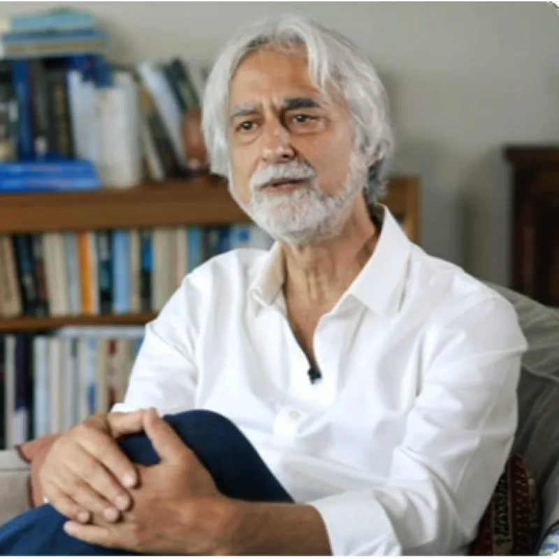 Vasant Dhar headshot